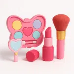 تصویر آرایشی در فروشگاه رنگین تویز